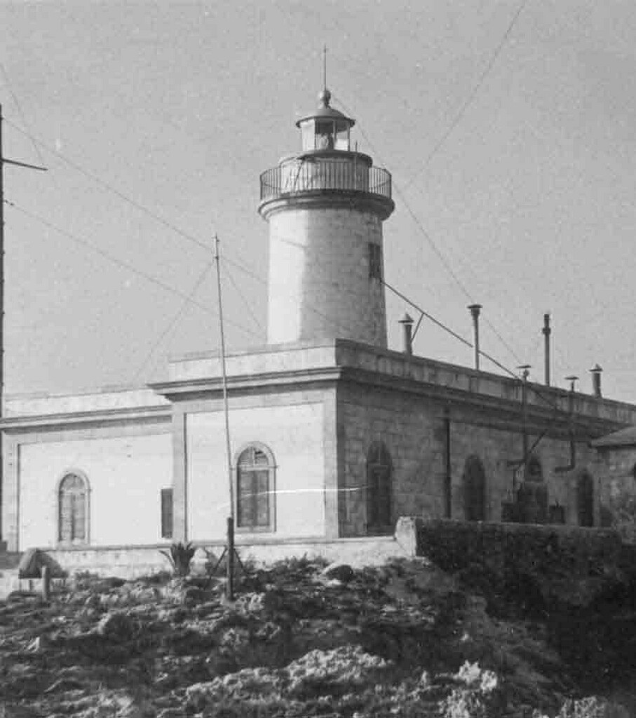 faro-lighthouse-cala-figuera-1958-0007.jpg