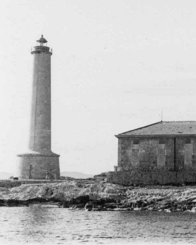 faro-lighthouse-den-pou-1958-0008.jpg