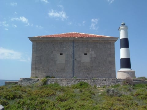 en-pou2.jpg