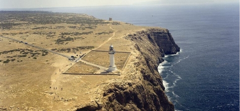 faro-de-cap-de-barbaria-berberia.jpg