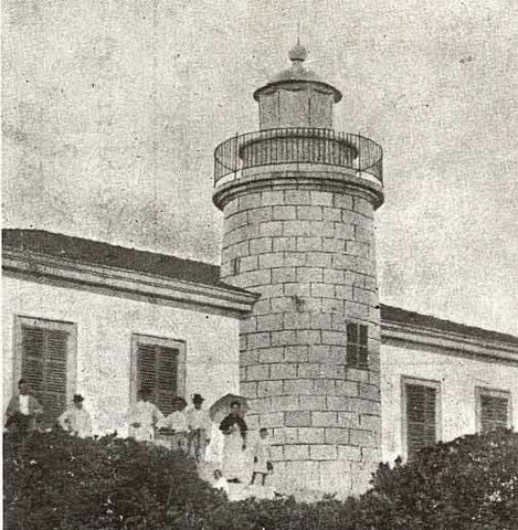 faro-lighthouse-portocolom-0002.jpg