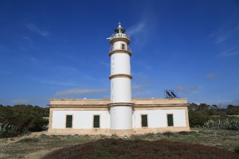 Faro del Cap Salines